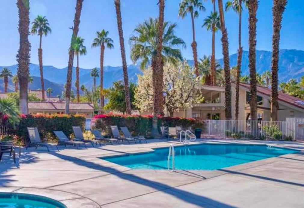 شقة Modern Palm Springs Escape! المظهر الخارجي الصورة